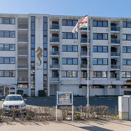 Haus Aquamarina Strandlaeufer 21 Apartment