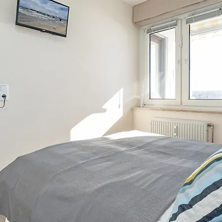 Haus Aquamarina Strandlaeufer 21 Apartment *